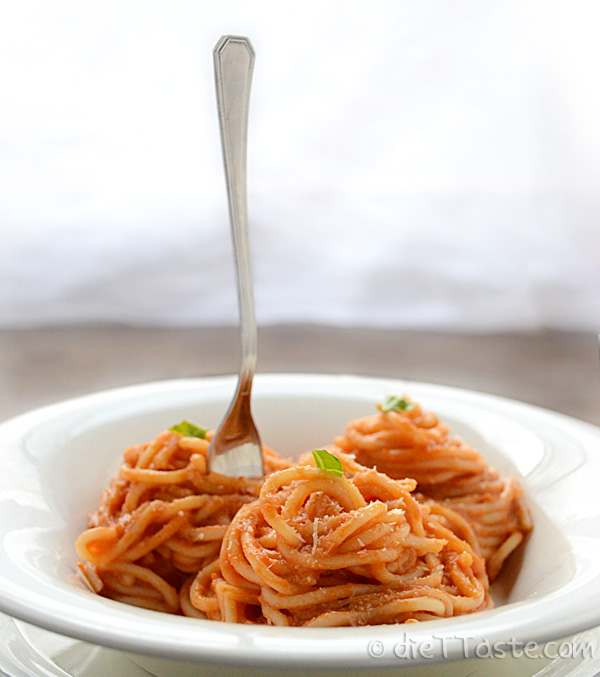 Pasta with Tomato Cream Sauce