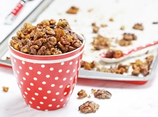 Candied Walnuts - a special Christmas treat; these crunchy cinnamon and sugar coated walnuts are quick to make