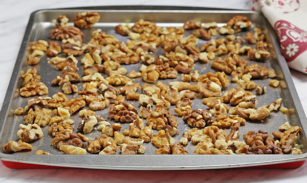 Toasted Walnuts - easy method to enhance the flavor of walnuts before using them in your recipes