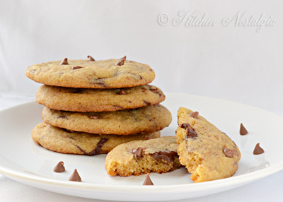 Best Ever Chocolate Chip Cookies - fluffy, chewy and moist. Learn the SCIENCE behind it!