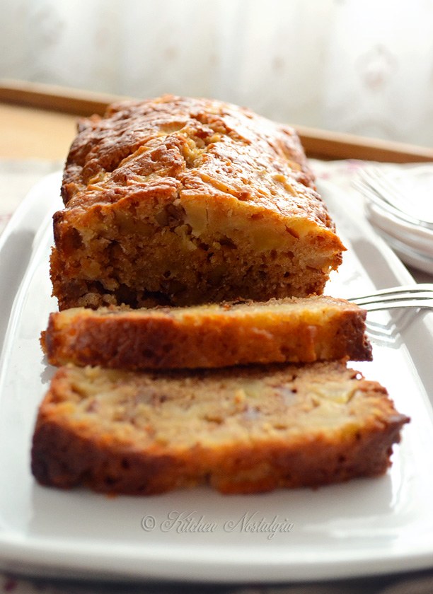 Shortcut Amish Friendship Bread (no starter) - so quick and easy, great for breakfast or dessert!
